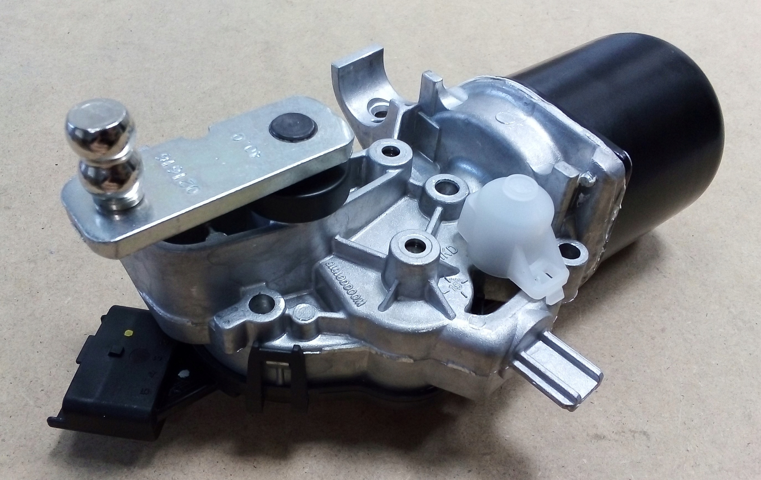 VALEO SILNIK WYCIERACZEK PRZOD RENAULT MEGANE III Part manufacturer Valeo