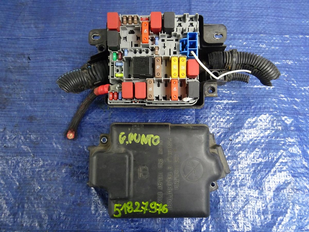SKRZYNKA BEZPIECZNIKÓW FIAT GRANDE PUNTO 51827976
