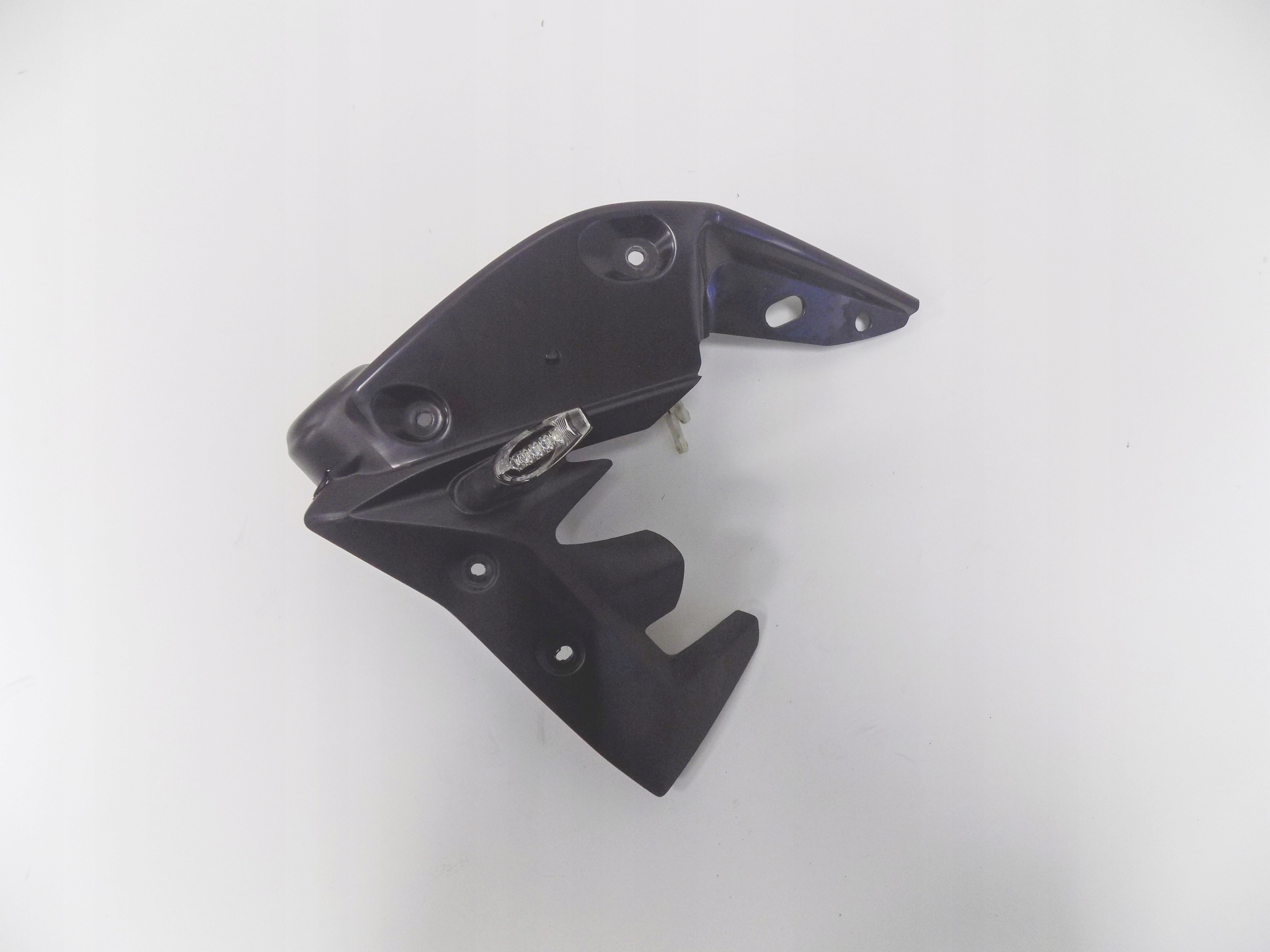 TRIUMPH SPEED TRIPLE 1050 WYPEŁNIENIE BOKU LEWE