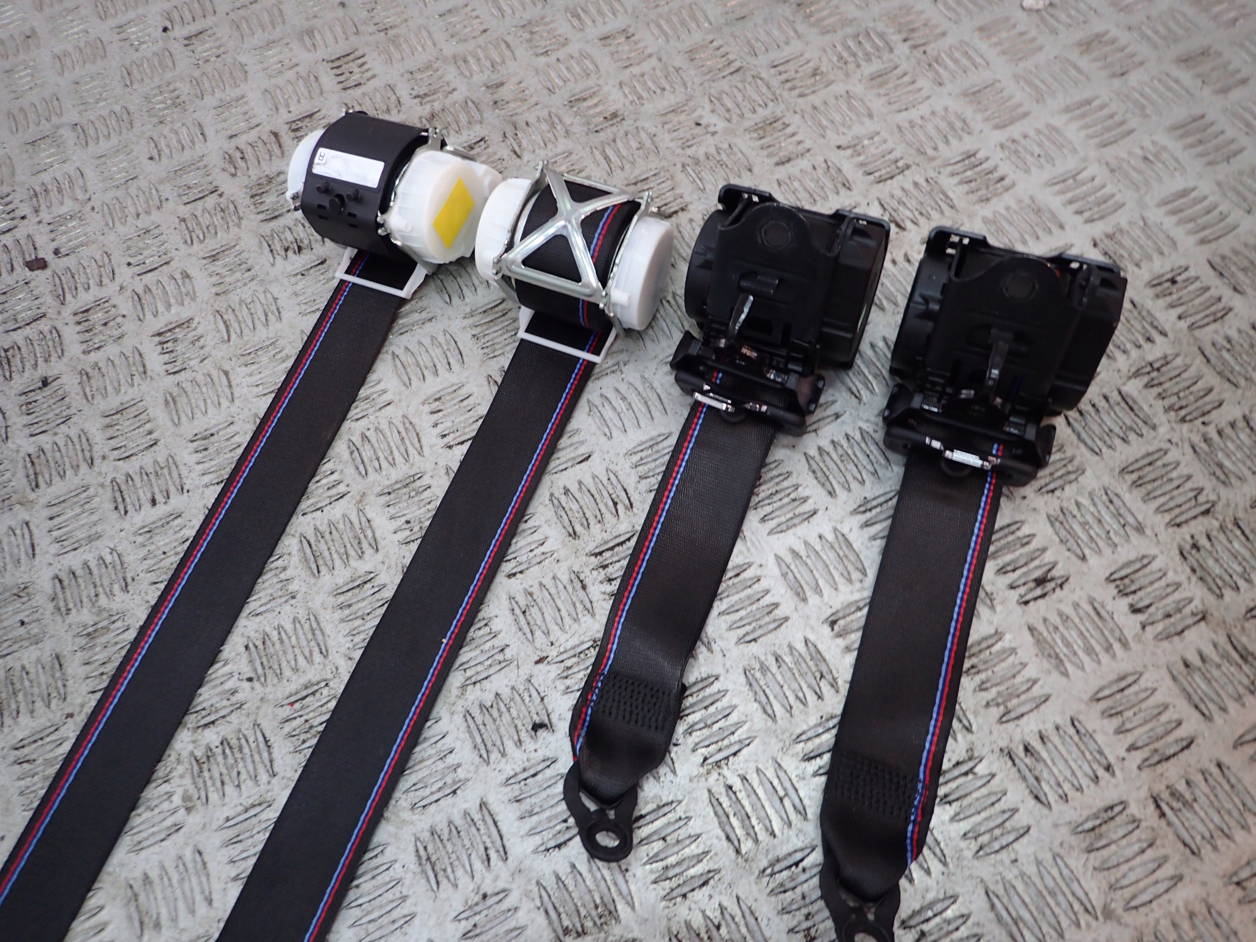 BMW M3 M4 F82 F83 CABRIO PASY PAS BEZPIECZEŃSTWA