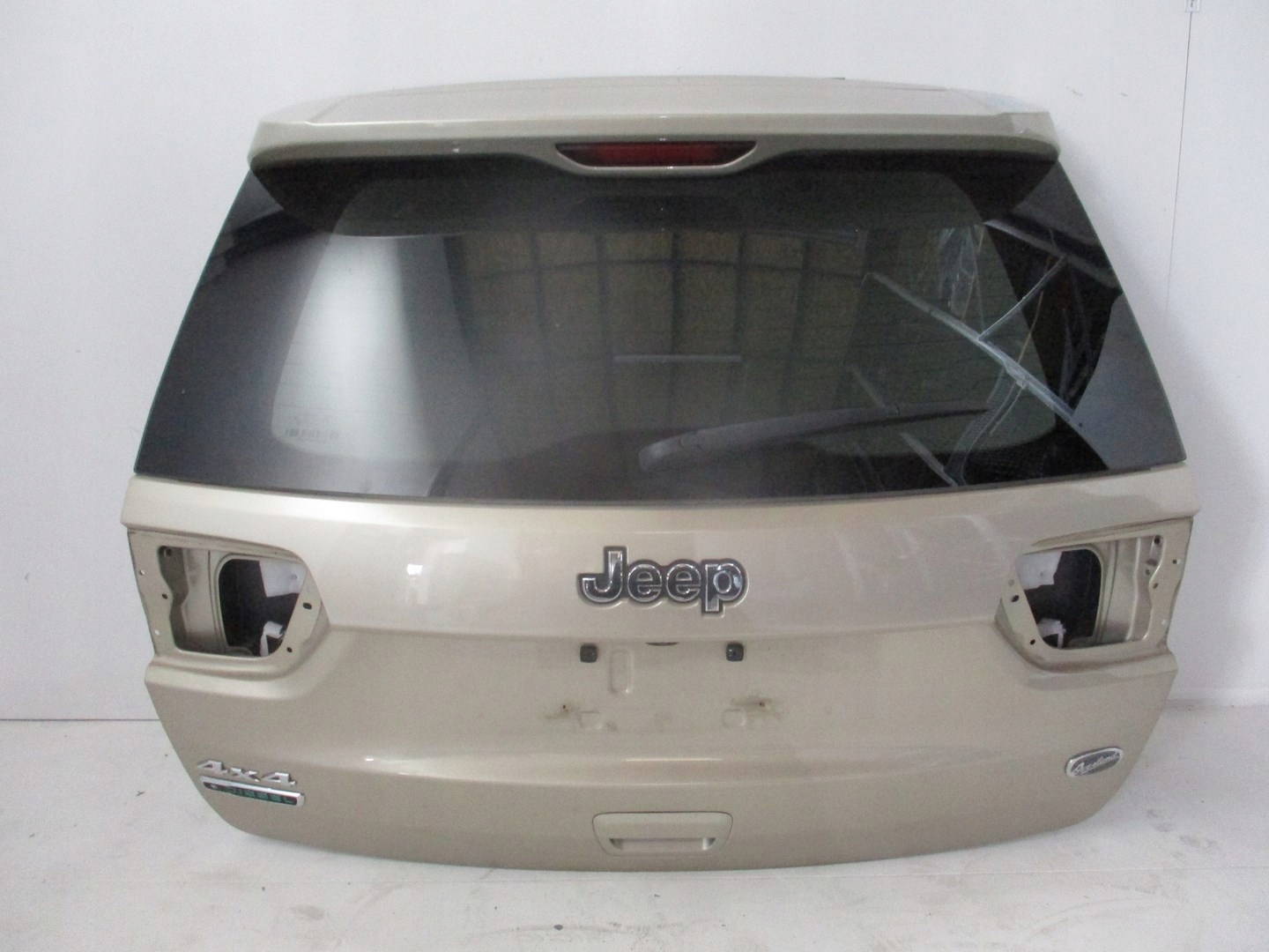 Klapa JEEP GRAND CHEROKEE OVERLAND KAMERA 14R