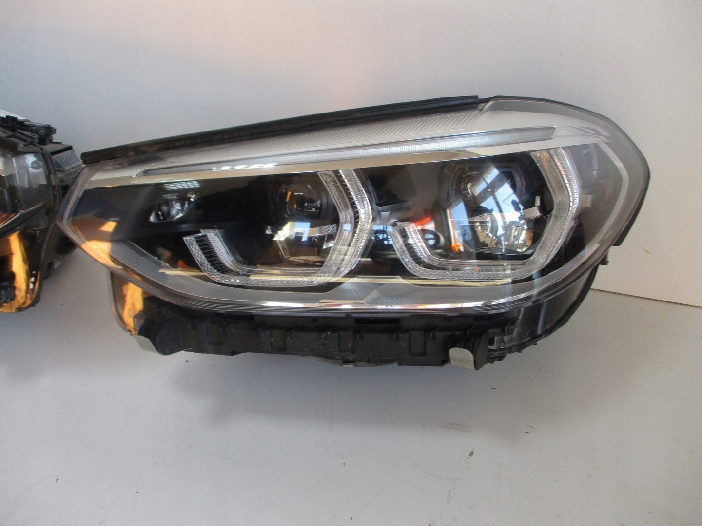 Lampa FULL LED BMW X3 G01 X4 G02 8496824 PRAWA Strona zabudowy prawa