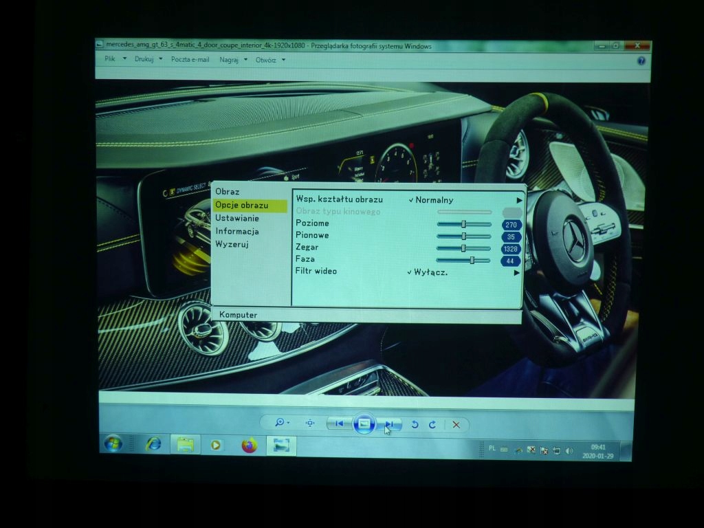 PROJEKTOR RZUTNIK MULTIMEDIALNY NEC KINO DOMOWE XBOX PS4 NATYWNA XGA HD FV Żywotność lampy w trybie ekonomicznym 4000 h