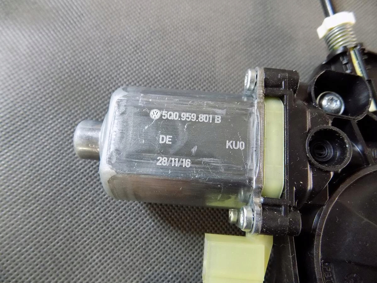 AUDI TT 8S mechanism windows right 8S0837462