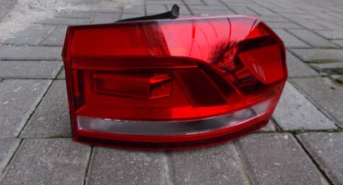 VW TOURAN III 5TA 15- PRAWA ORYGINAŁ EUROPA