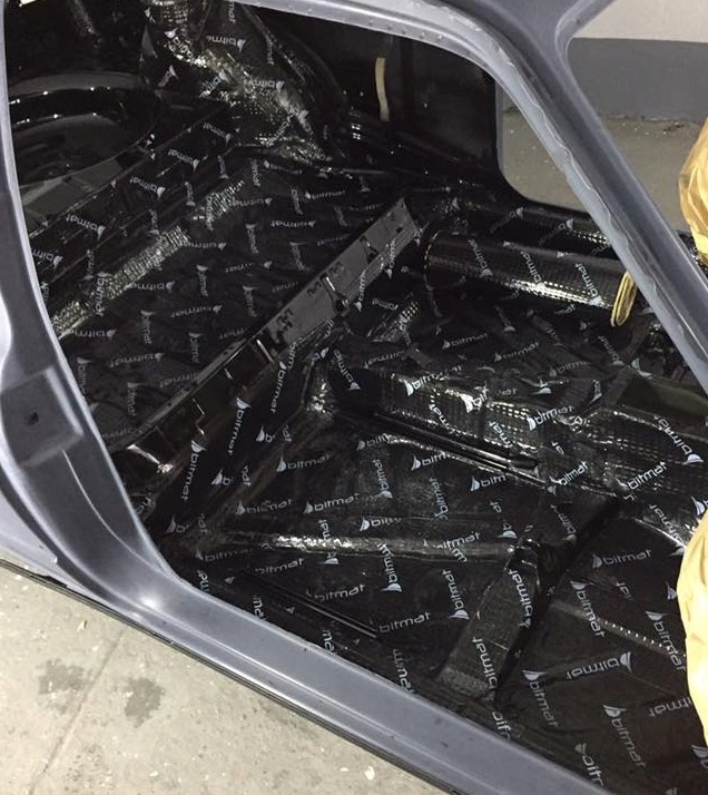 MATA WYGŁUSZAJĄCA BUTYLOWA BITUMICZNA BUTYL 2,5mm Model AB-25