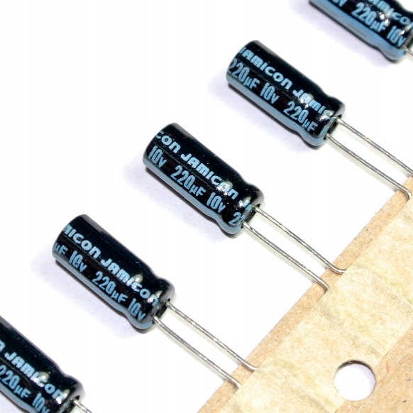 

220uF 10V 105' Jamicon Tk [5szt] #RR48