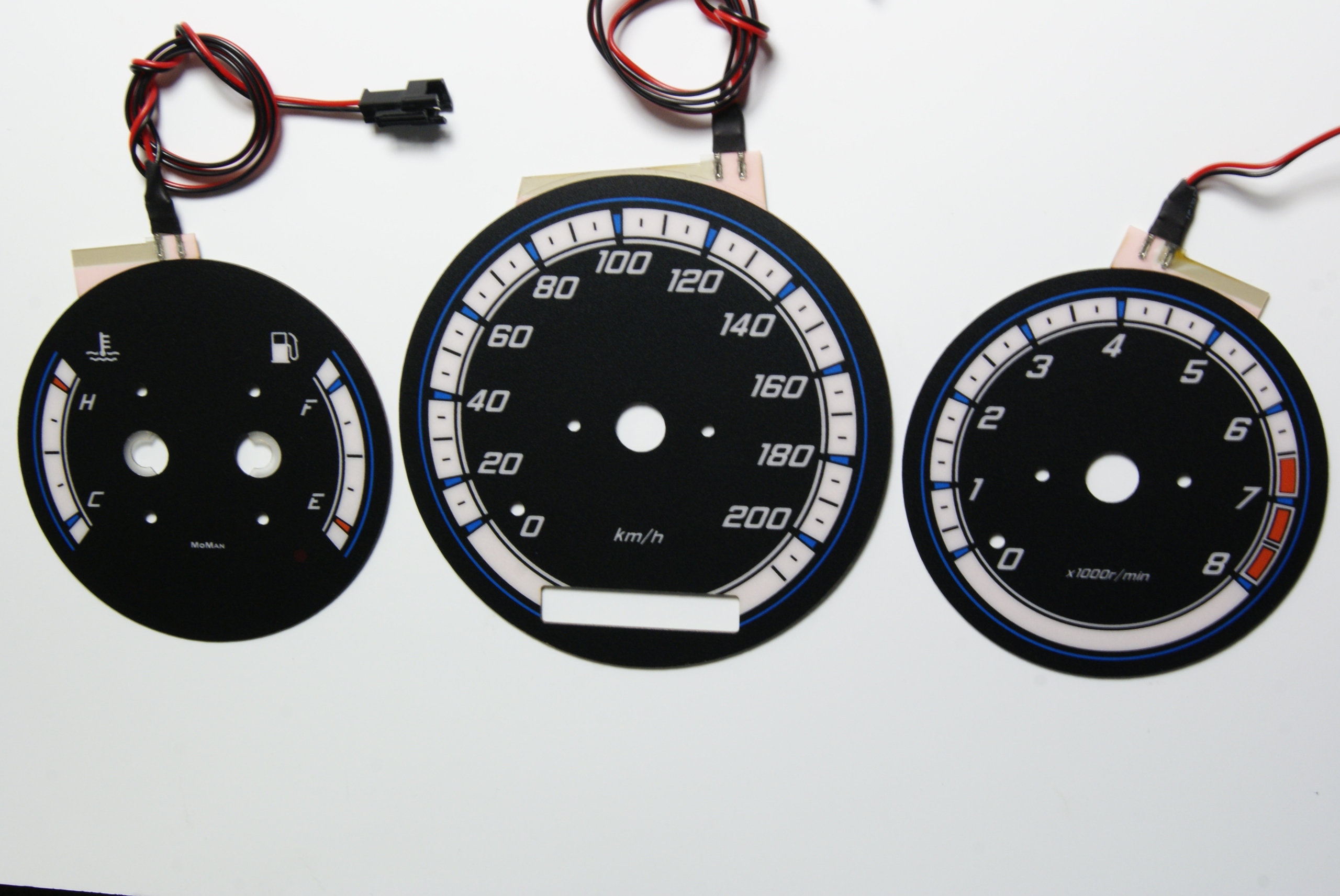 Mazda MPV tarcze zegary licznika INDIGLO MoMan