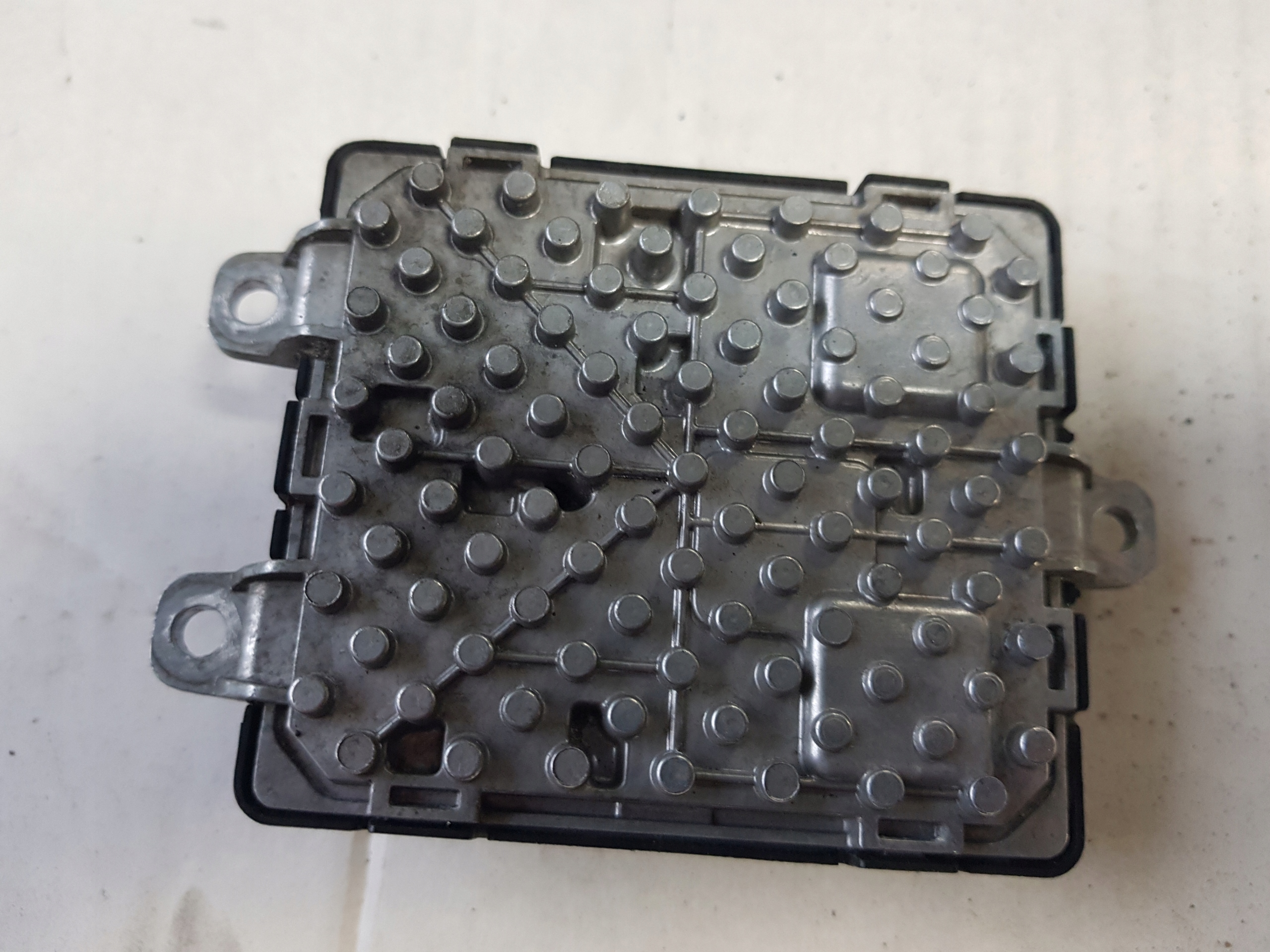 модуль led Конвертер Hyundai i30 II 2107 год