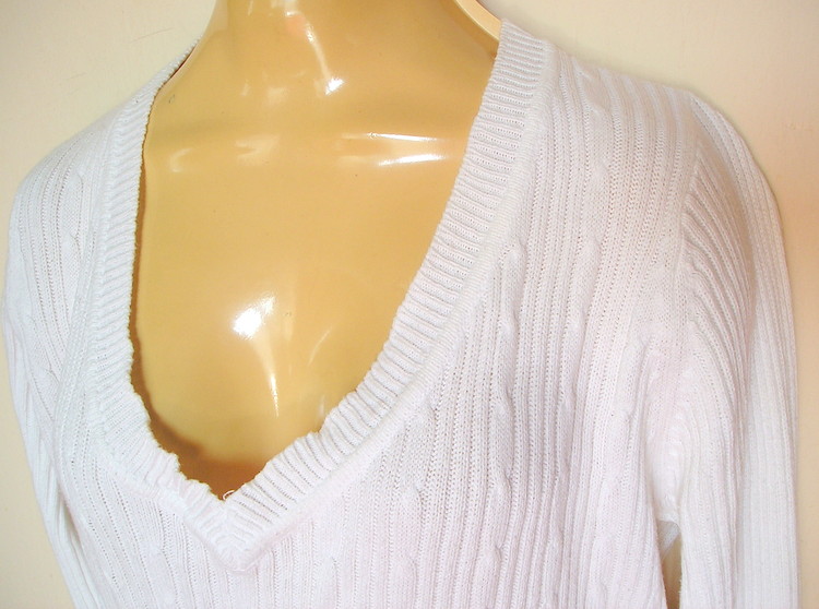 BLUZKA Sweter w serek PLAYBAK r. 40/42 Rozmiar 40