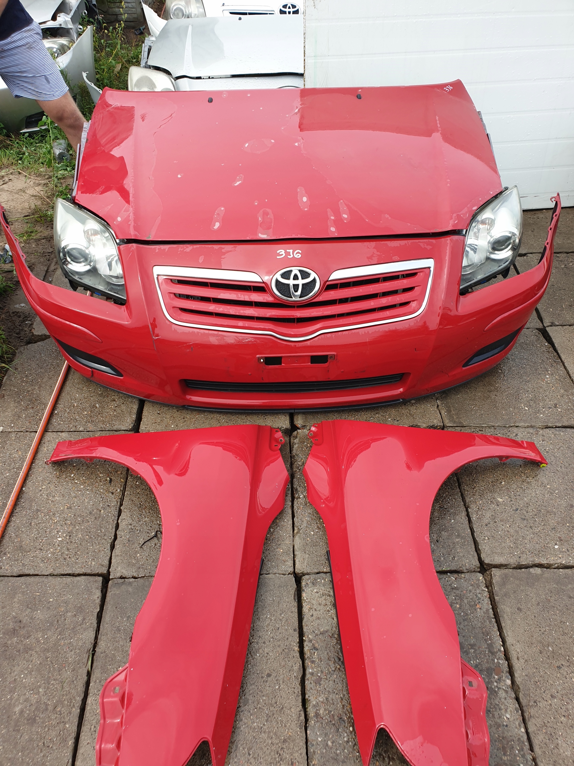 Toyota Avensis T25 LIFT kompletny przód 3J6 maska