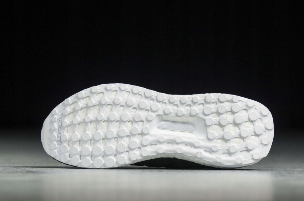 ADIDAS PARLEY ULTRABOOST 4.0 PRIMEKNIT DEEP OCEAN AC8205 Model ADIDAS PARLEY ULTRABOOST 4.0 PRIMEKNIT DEEP OCEAN