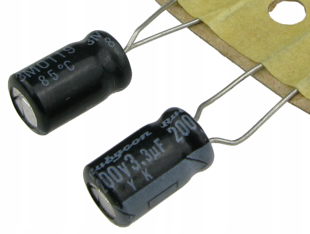 

3,3uF/200V Rubycon Yk (5 szt.) /3715-5