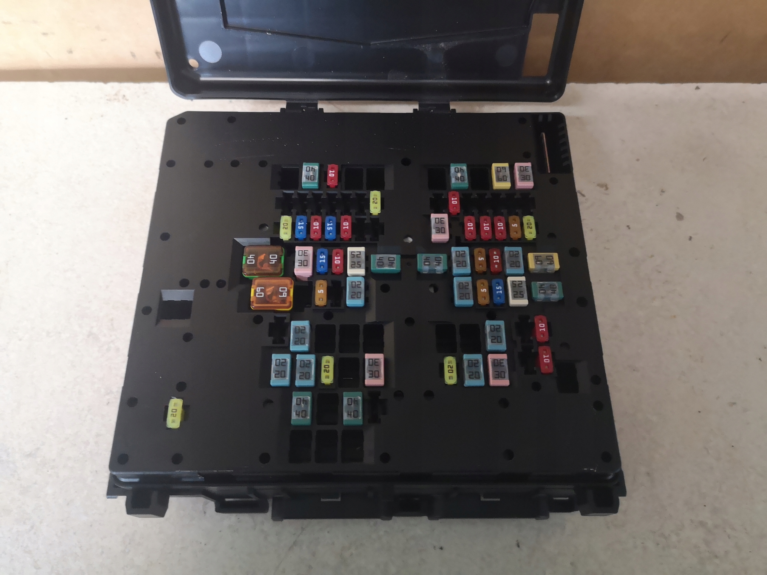 FORD FOCUS MK4 1.5 ECOBOOST SKRZYNKA BEZPIECZNIKÓW Numer katalogowy oryginału JX6T-14D068-BD