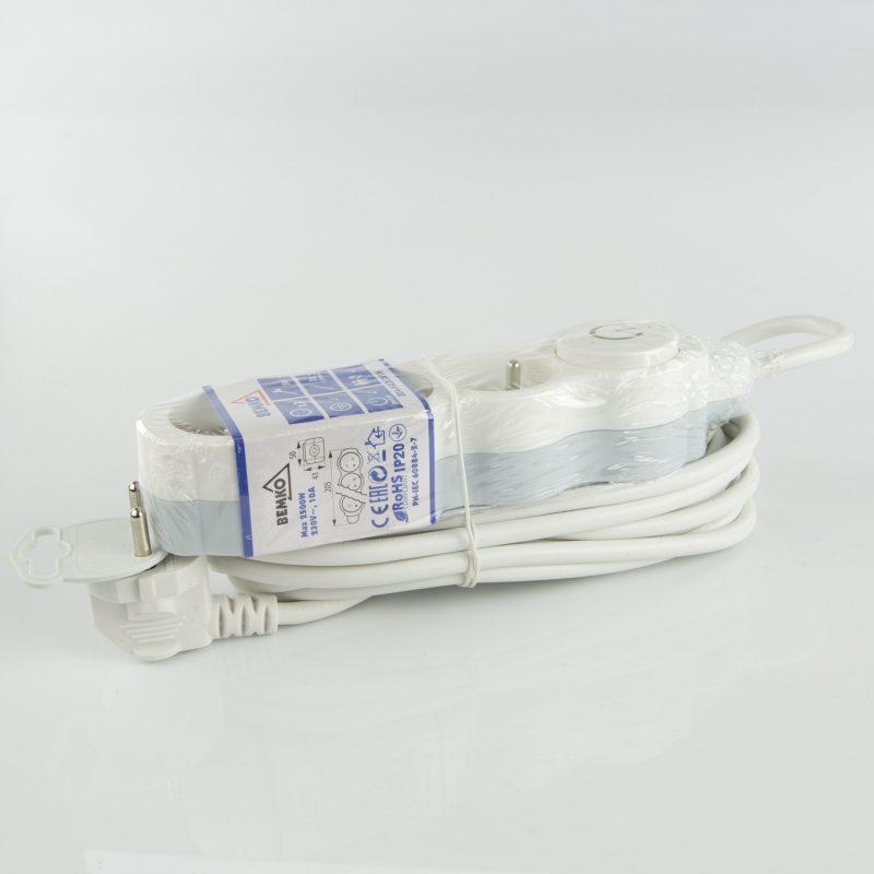 PRZEDŁUŻACZ POTRÓJNY+WYŁĄCZNIK Z/U 5M BEMKO EAN (GTIN) 5900280932495