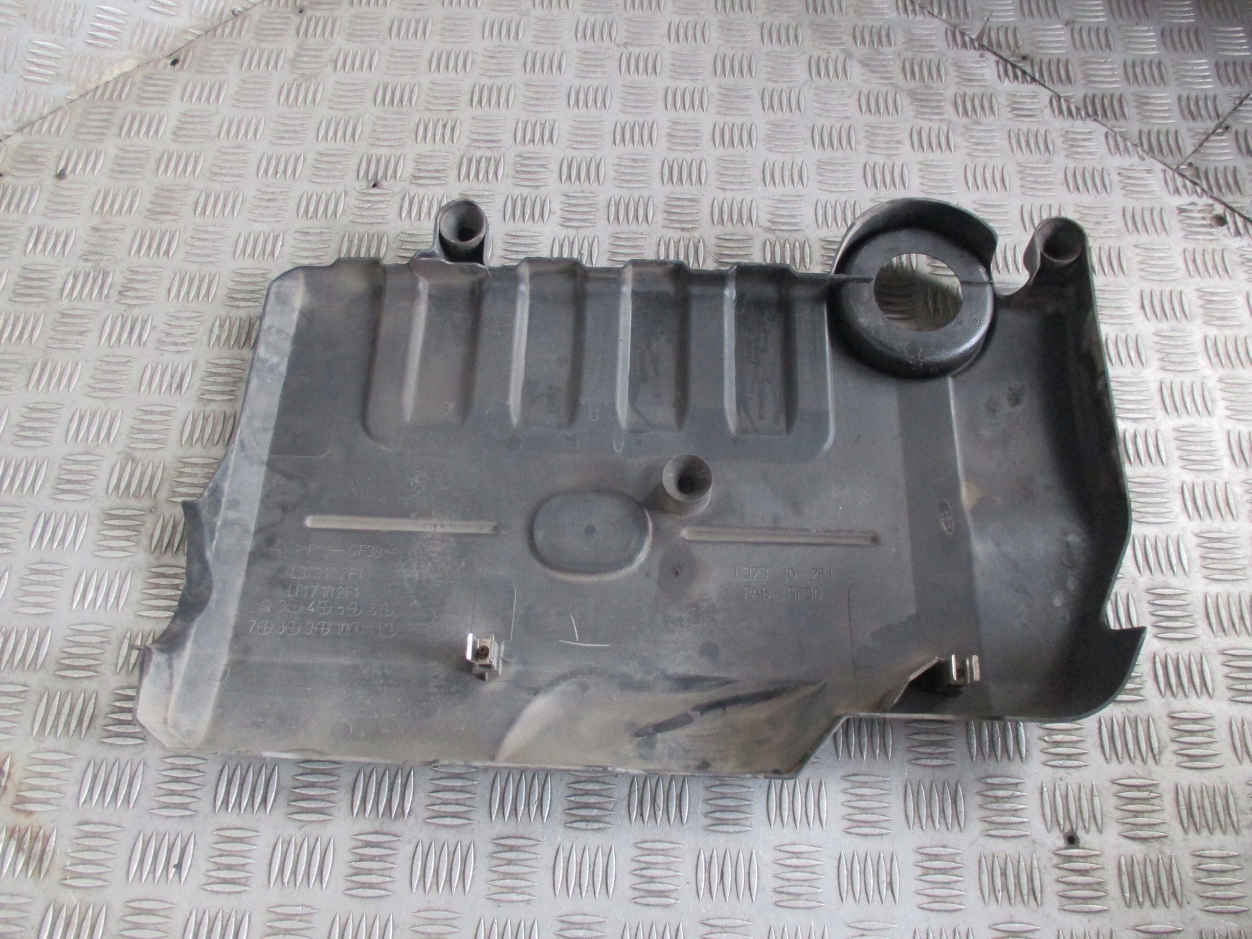 защита Двигателя верхняя mazda 6 02-05 r 2.0b