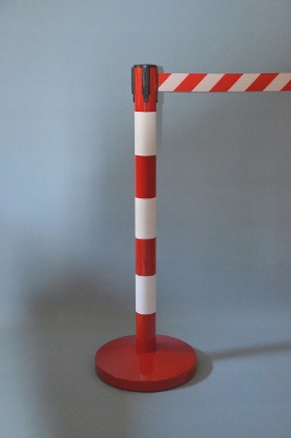 SŁUPEK BIAŁO-CZERWONY SŁUPKI Z TAŚMĄ OSTRZ. 4 M Kod producenta SP-TL/P RW