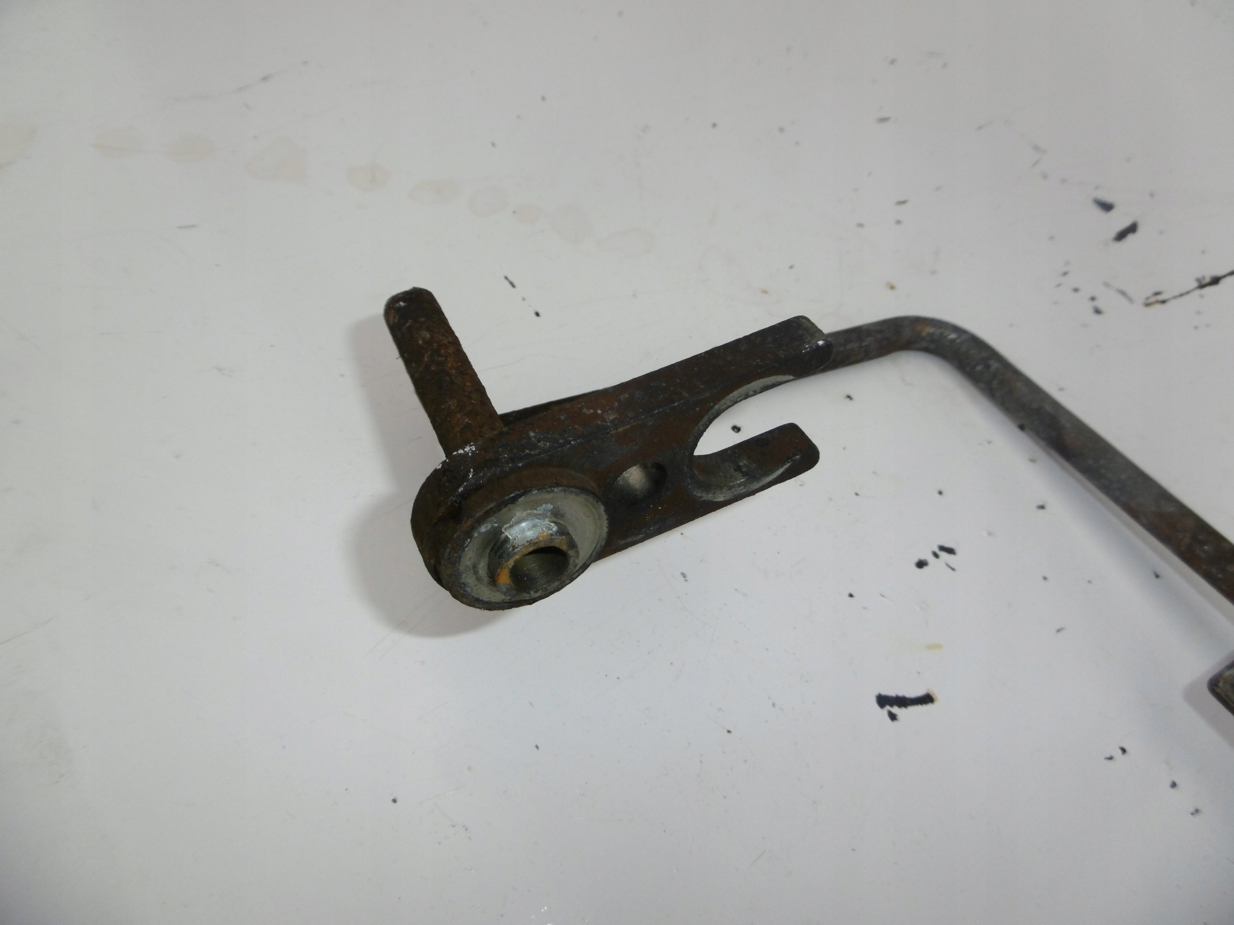 PRZEWÓD RURKA KLIMATYZACJI MAGNUM PREMIUM DXI 13 Producent części Renault OE