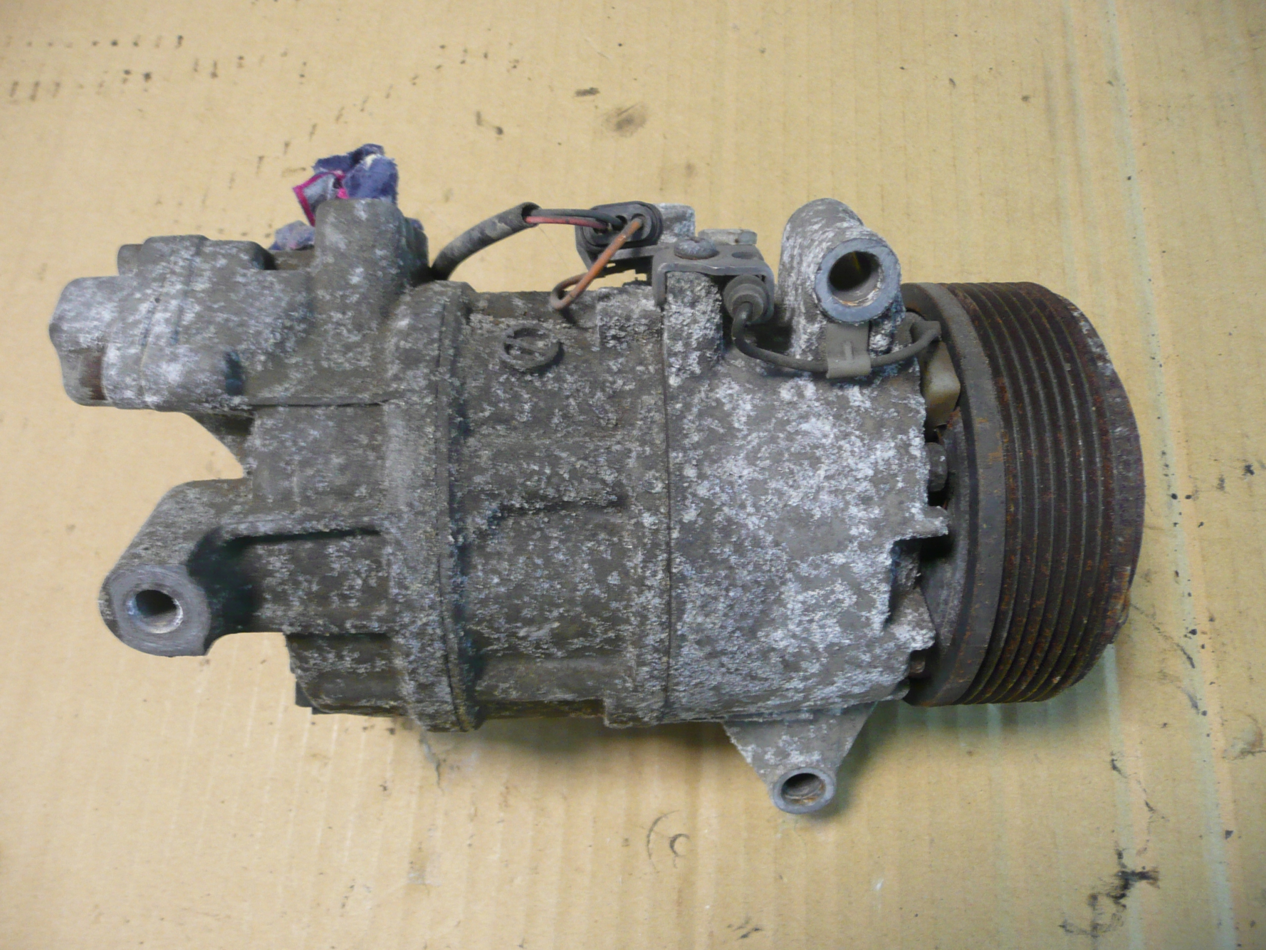 Bmw e87 e90 n43 sprężarka klimatyzacji 9182794 Numer katalogowy części BMW E87 E90 N43 kompresor sprężarka klimatyzacji 6452 9182794