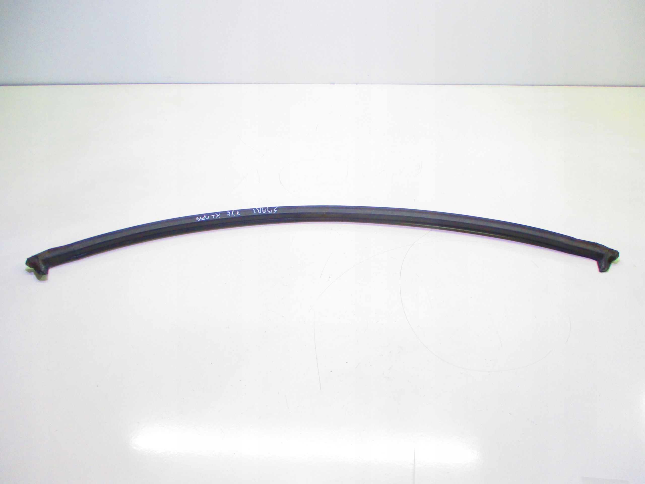 Smart Fortwo I 98- Uszczelka szyby klapy bagażnika