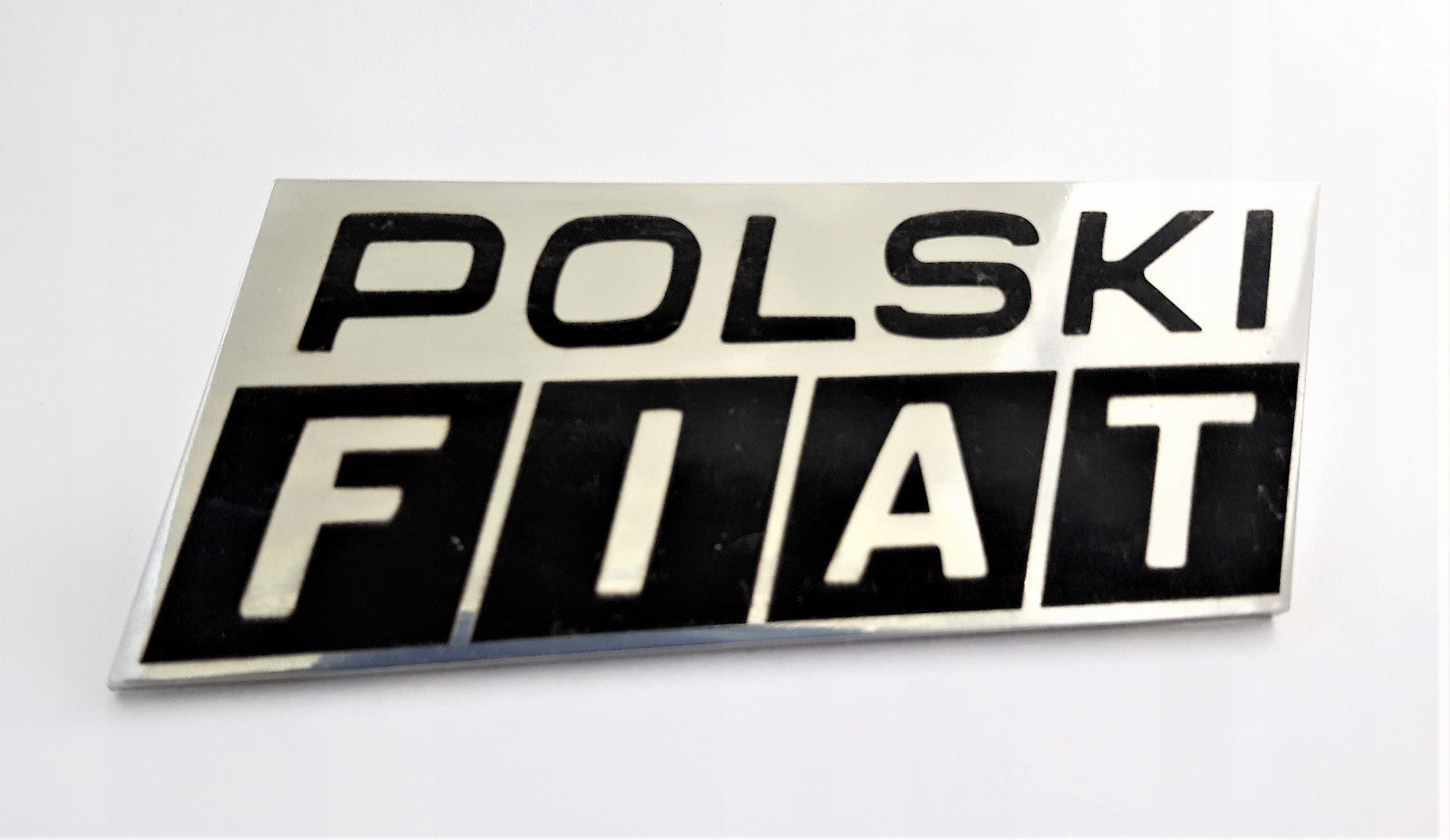 

Emblemat znaczek Polski Fiat Maluch 126p
