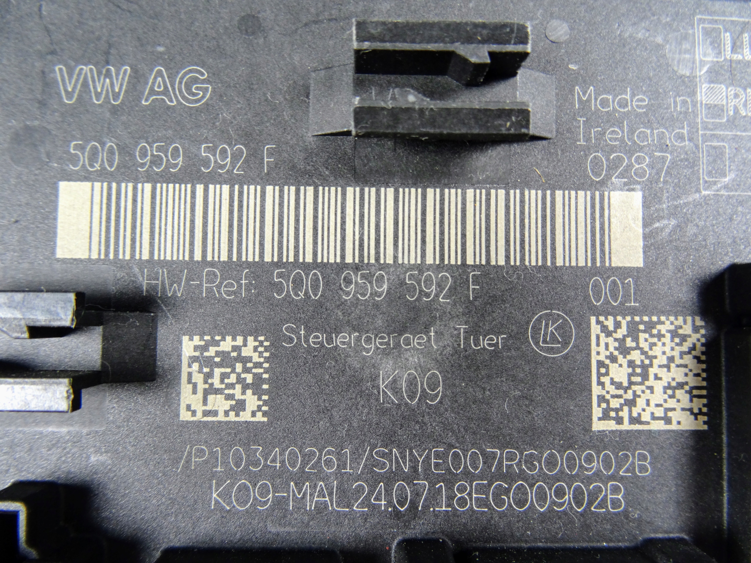 MODUŁ DRZWI PRAWY PRZÓD VW ARTEON 5Q0959592F Numer katalogowy części 5Q0959592F