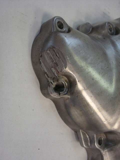 TRIUMPH POKRYWA SPRZĘGŁA DEKIEL SILNIKA Producent Triumph OE