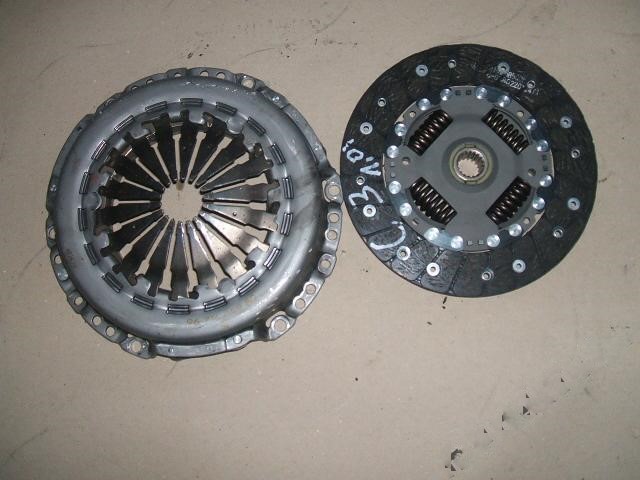 9671404980 - CITROEN C3 II 208 1.0 VTI прижимной диск сцепления