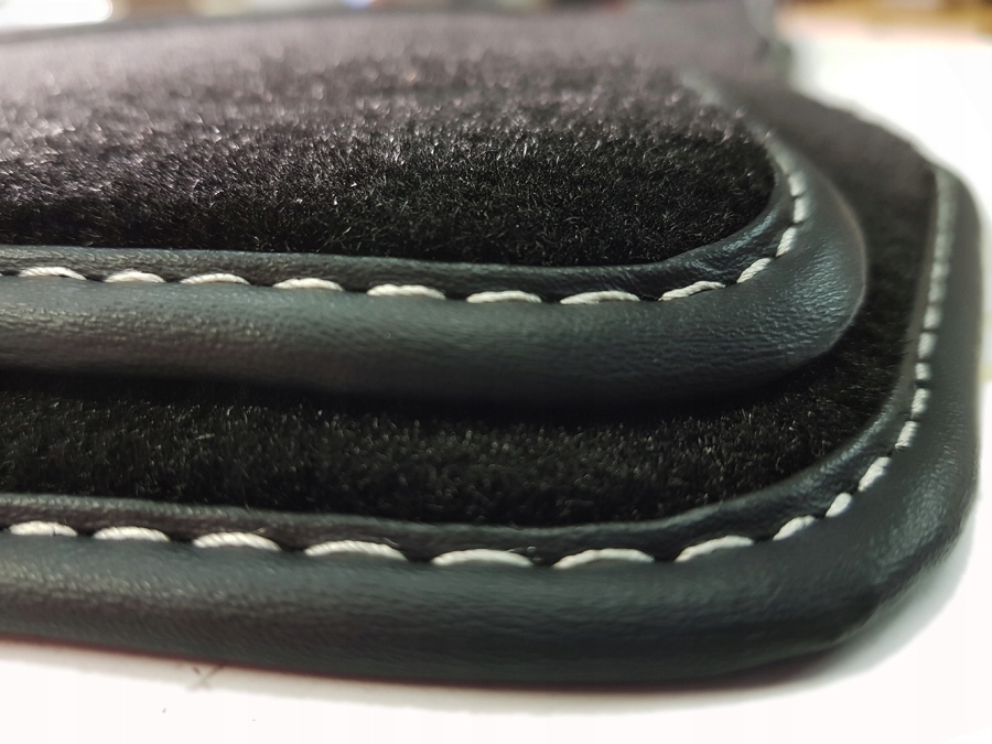 LEXUS IS200 1998-2005 ТОЛСТЫЕ БАРХАТНЫЕ МАТЫ