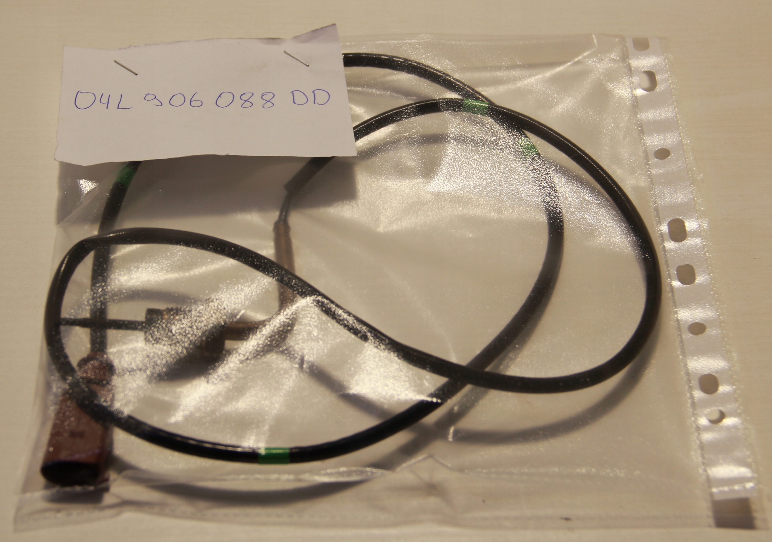 VW T6 CZUJNIK TEMPERATURY SPALIN DPF 04L906088DD