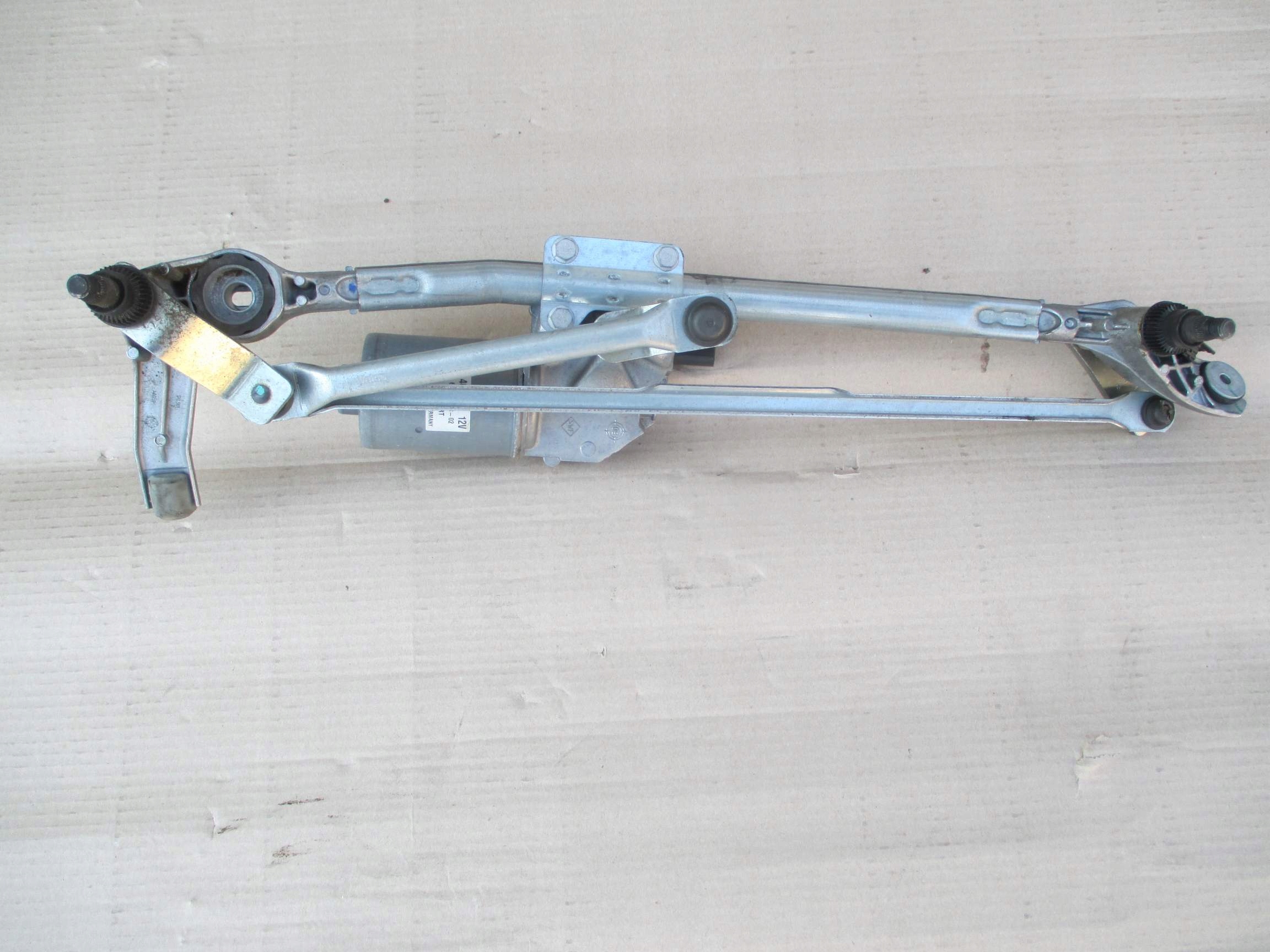 МЕХАНИЗМ СТЕКЛООЧИСТИТЕЛЕЙ BMW 3 E92 E93 2006r->