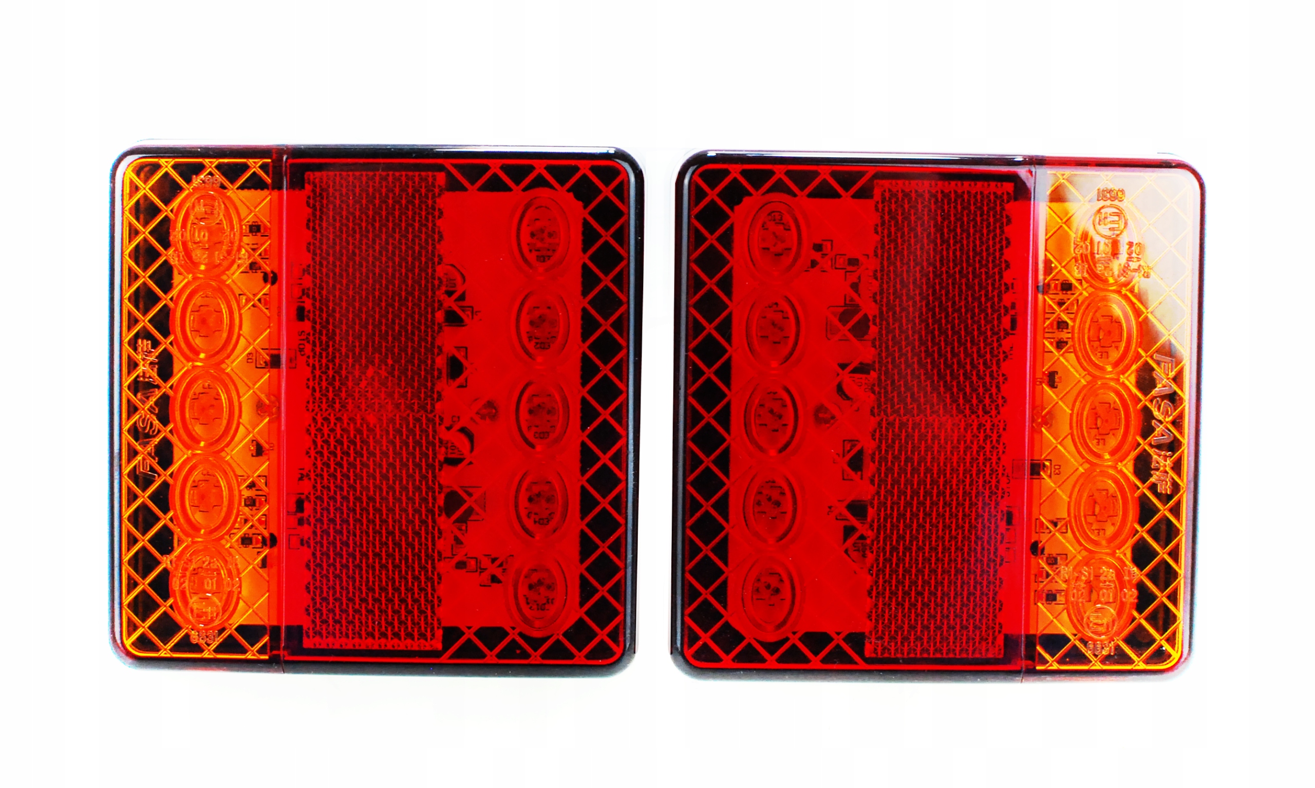 

Lampa Zespolona Led Diodowa Przyczepa 12V Komplet