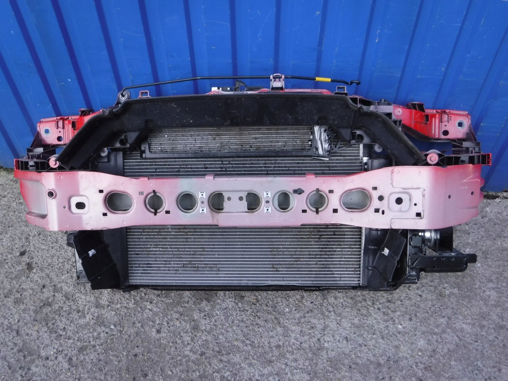 PAS PRZEDNI CHŁODNICE FORD CONNECT MK2 LIFT 2.5 BENZYNA USA