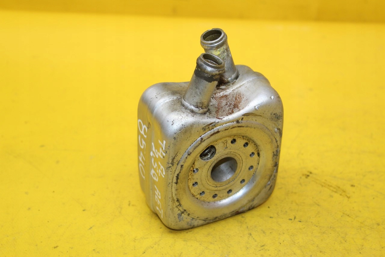 CHŁODNICZKA OLEJU T4 2.5 B 8M0376726-221