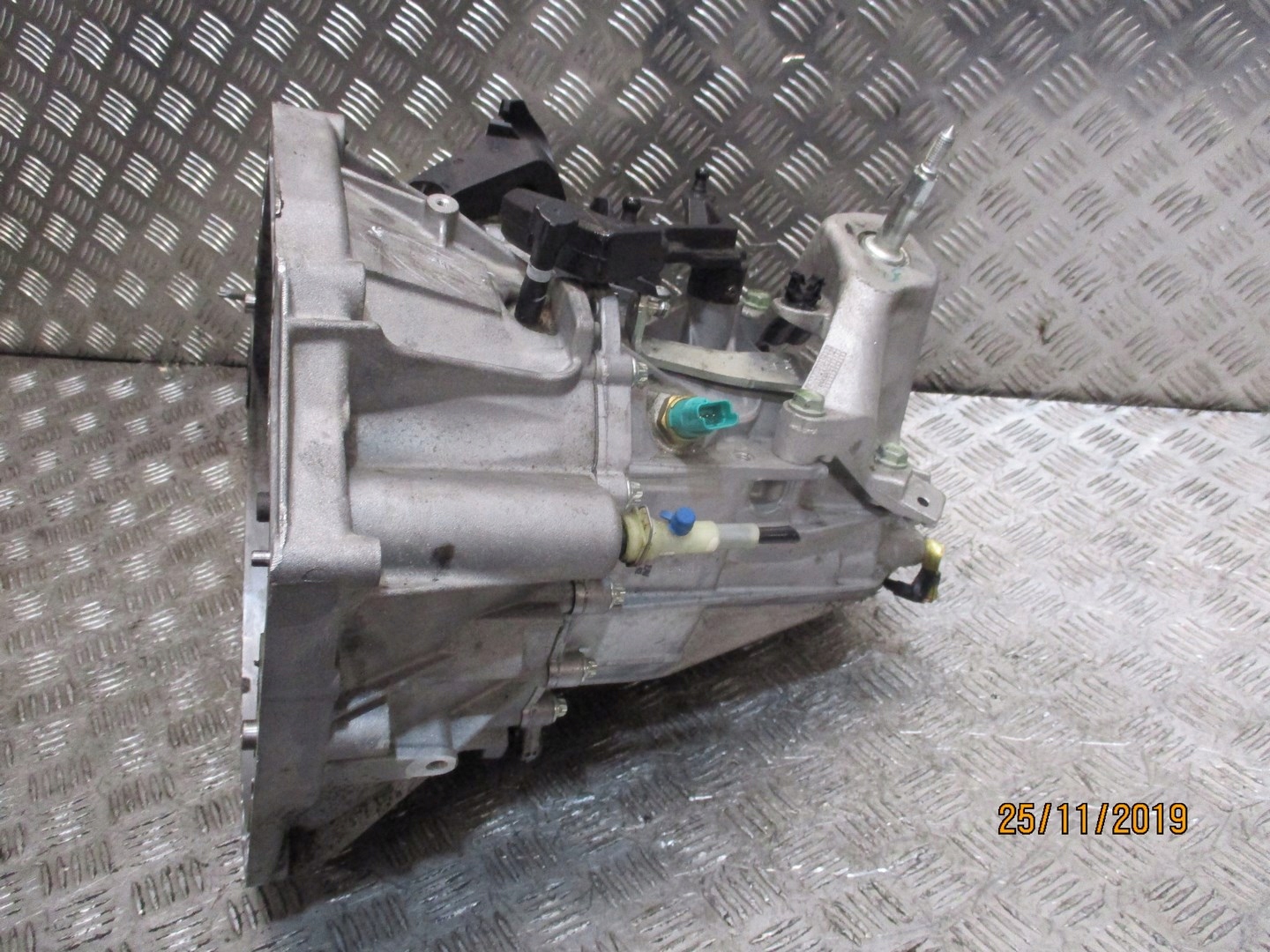 Getriebe NISSAN QASHQAI 1,5D TL6100