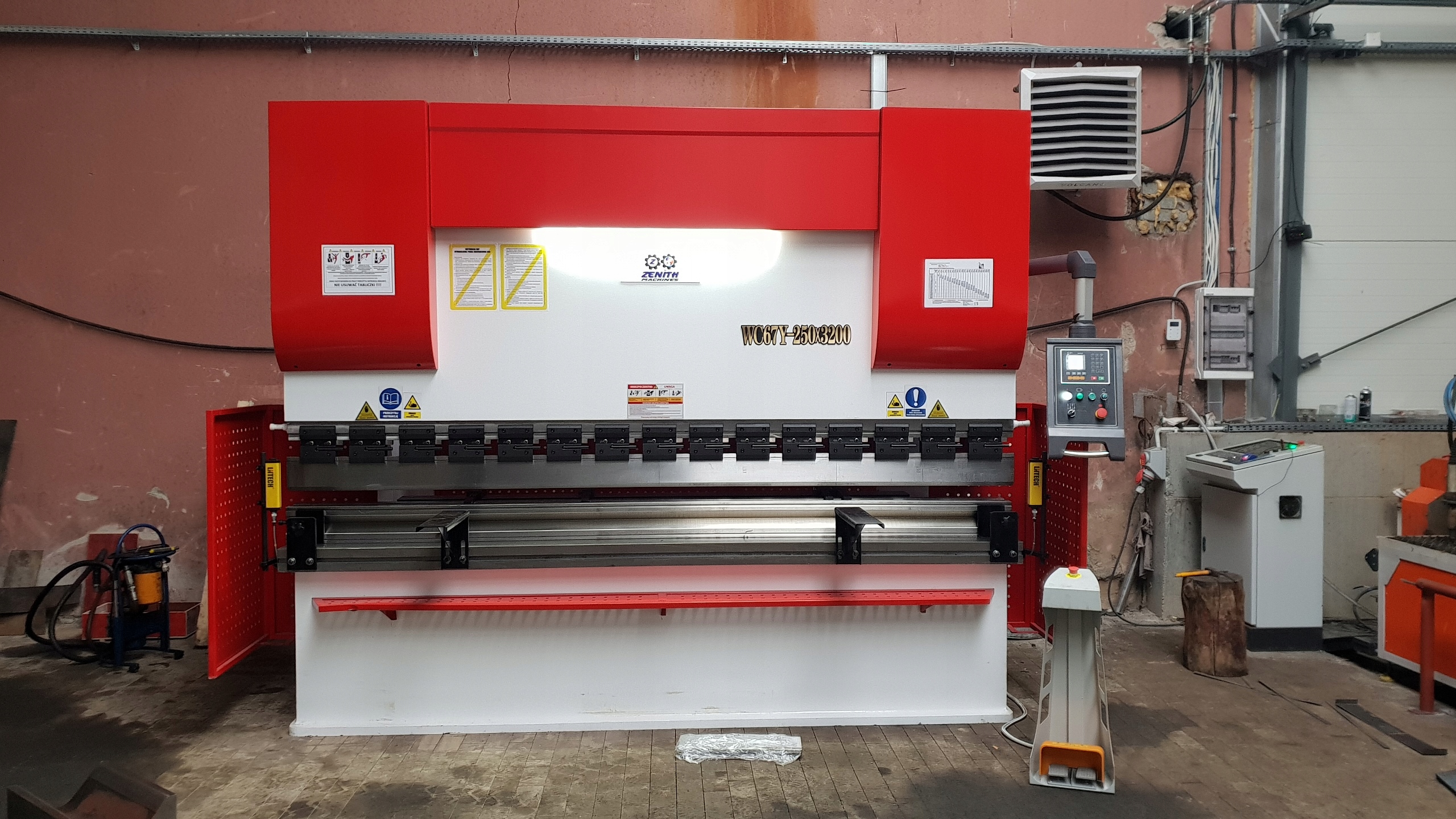 PRASA KRAWĘDZIOWA 250 x 4000 STRZAŁA UGIĘCIA KOMP. Rodzaj prasa