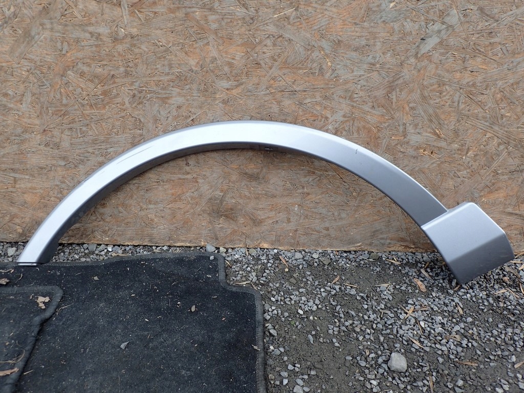 LISTWA NA BŁOTNIK LEWY PRZÓD TOYOTA RAV 4 RAV4 IV