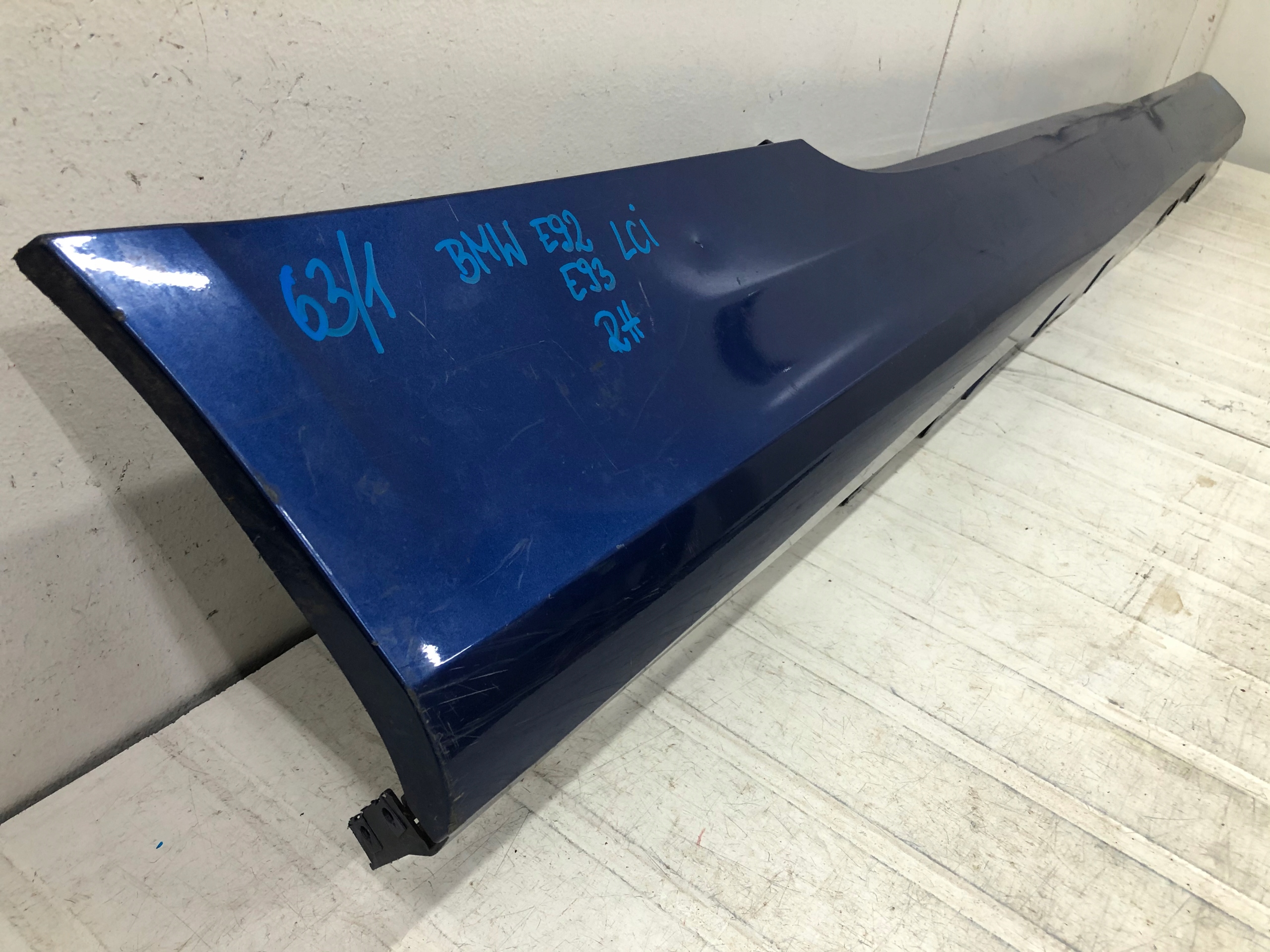 BMW 3 E92/E93 LCI listwa progowa prawa Numer katalogowy części 63/1