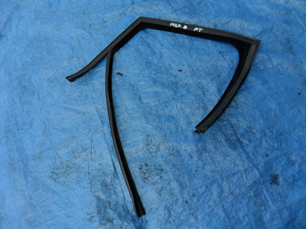 OPEL-CZĘŚCI Meriva B Uszczelka drzwi prawa tył