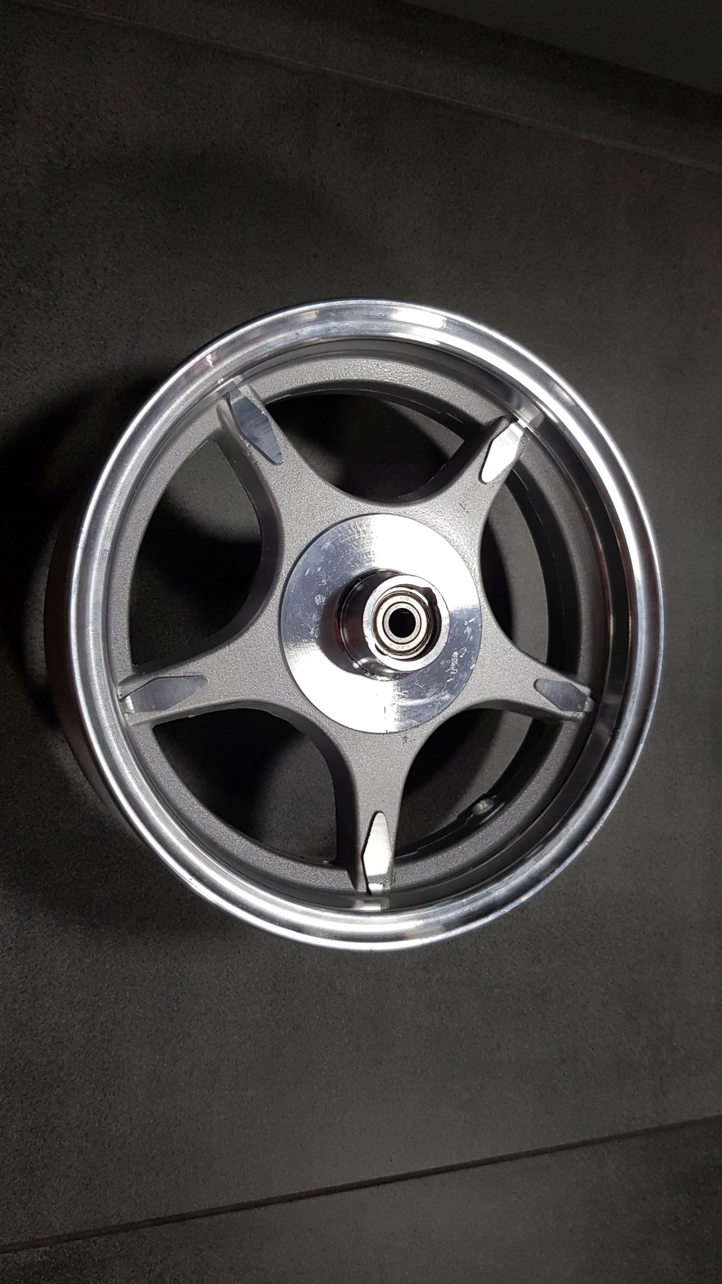 ОБІД ОБОДА КОЛЕСА СКУТЕРА 2. 5X10 ДЮЙМІВ