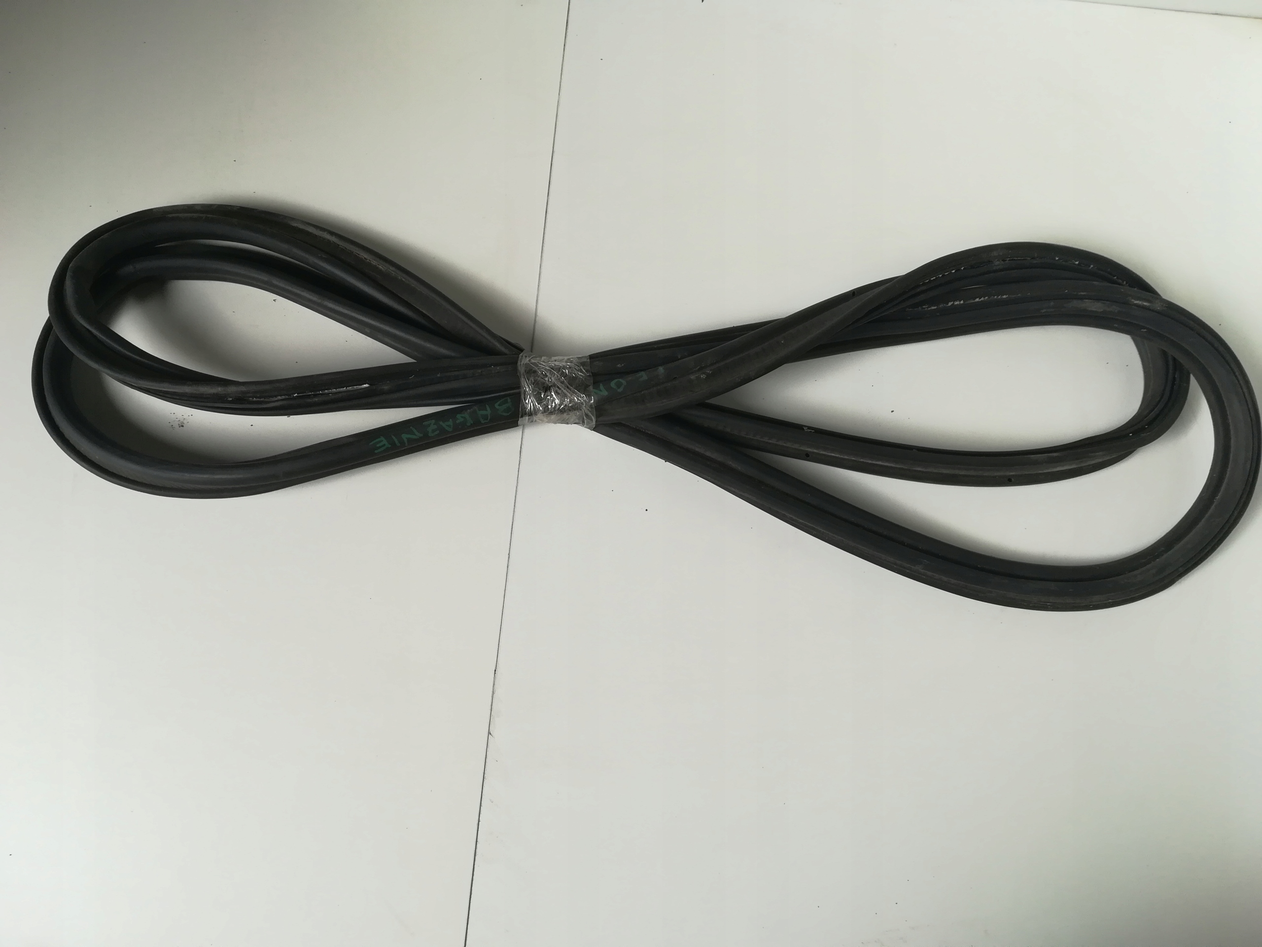 USZCZELKA KLAPY BAGAŻNIKA SEAT LEON I 2002R