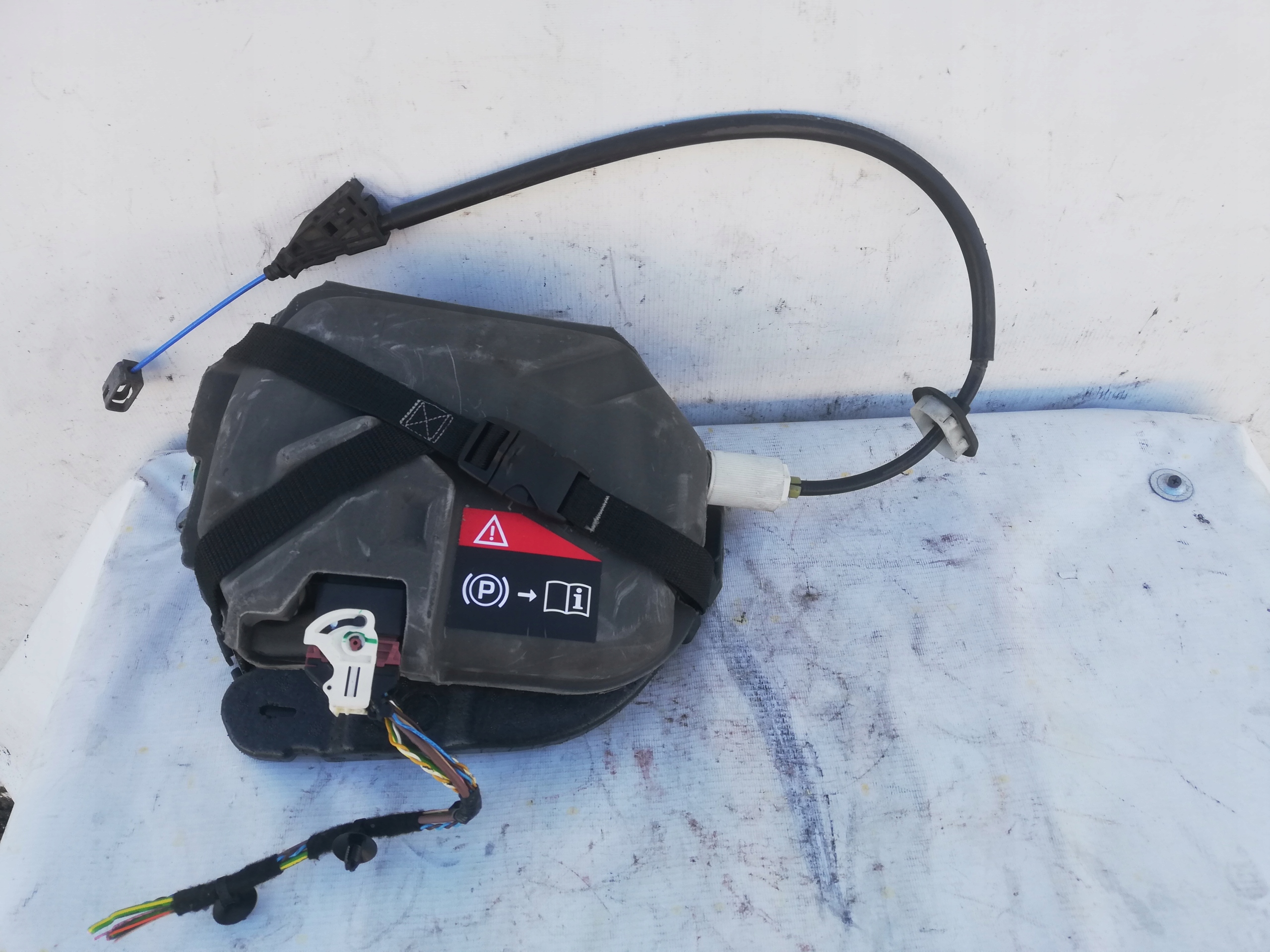 Электрический ручной тормоз Citroen C4 II