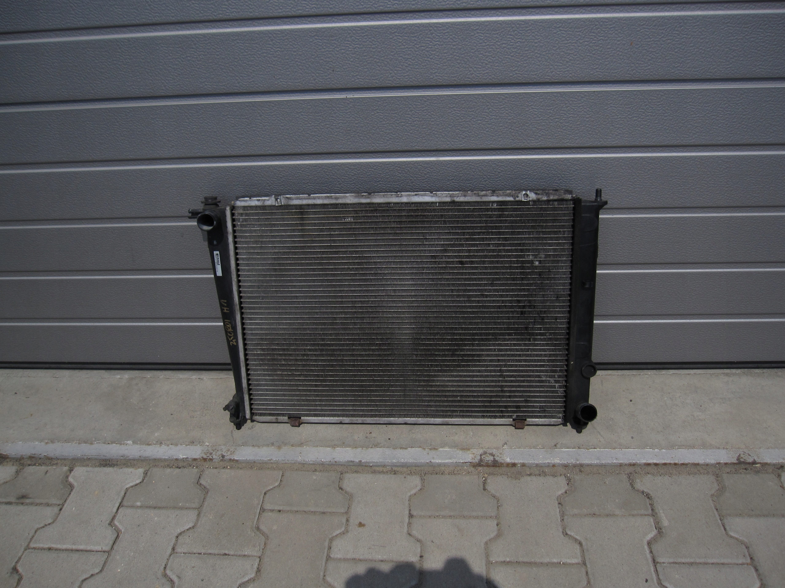 Hyundai h1 h200 2,5crdi 2,5td радіатор воду хороша