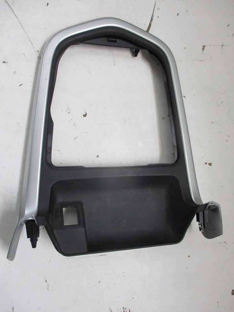 Рамка панель передач для NISSAN NAVARA 18R 969354KJ1A