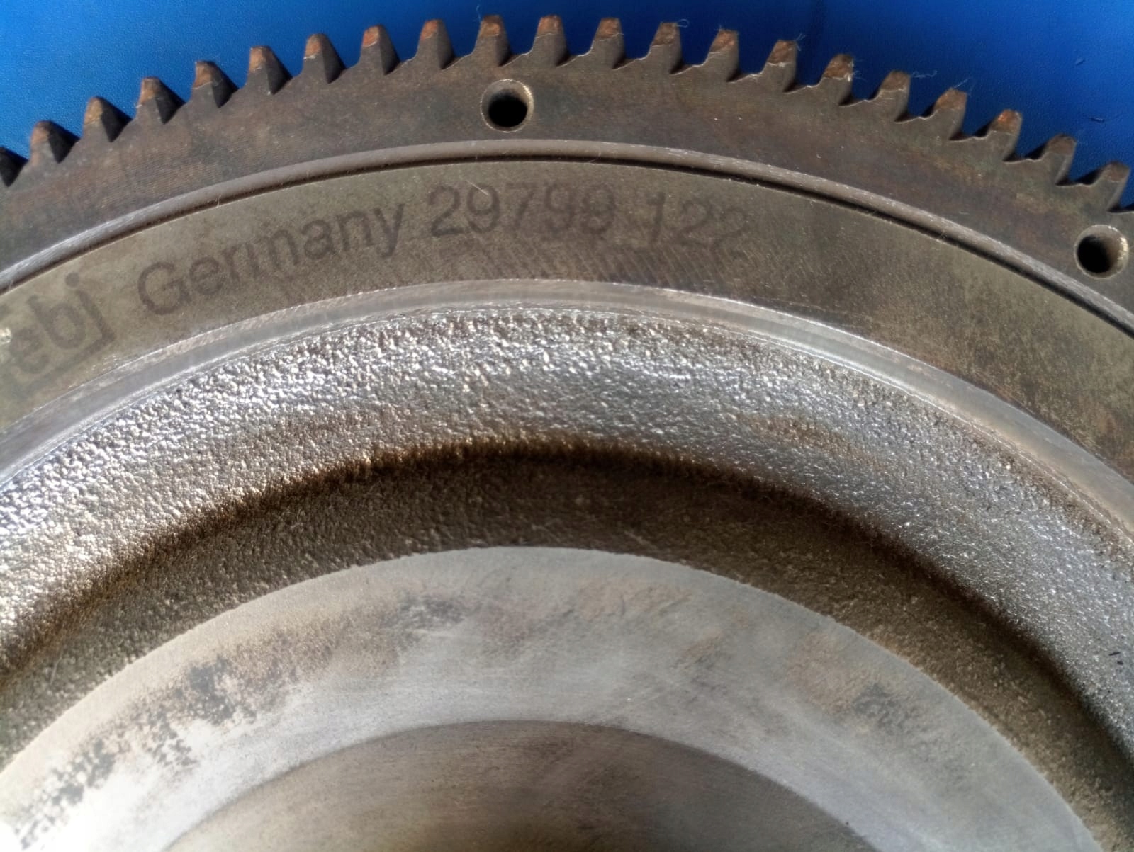 Koło zamachowe Mercedes Atego Vario 29799122