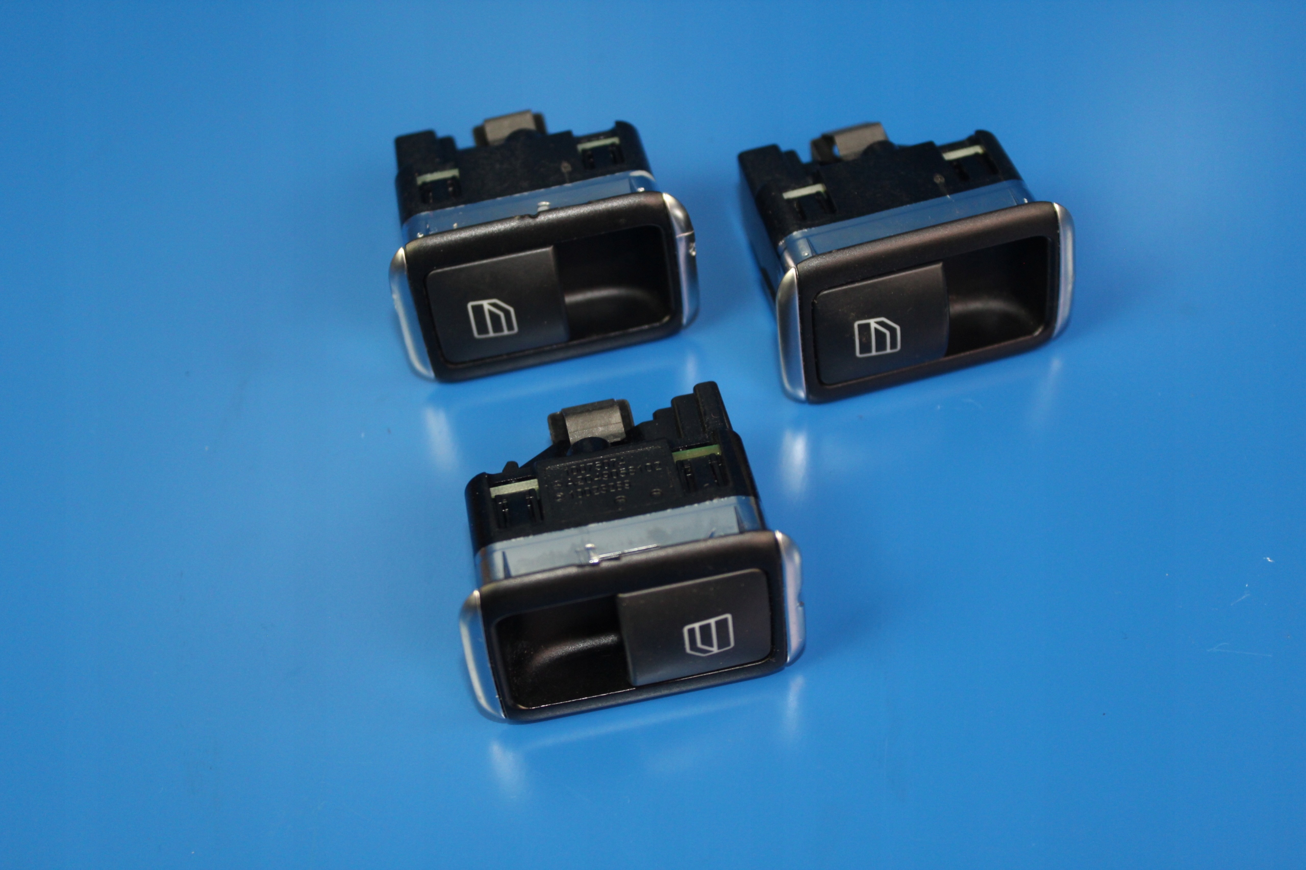 MERCEDES W246 W176 PRZEŁĄCZNIK SZYB PRZÓD TYŁ