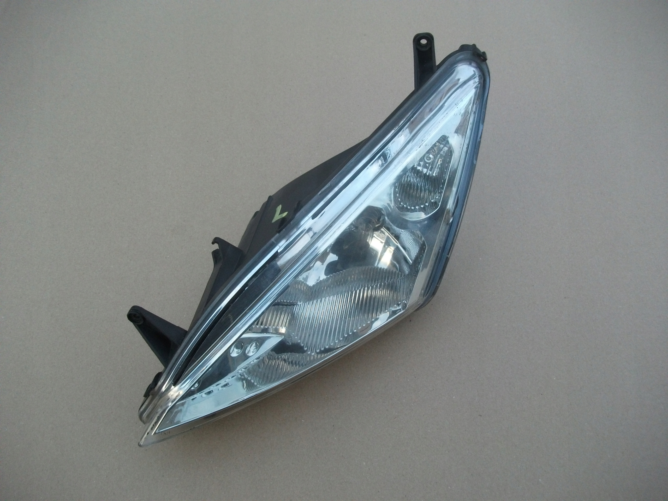 PEUGEOT SPEEDFIGHT III 3 50 LAMPA PRZÓD REFLEKTOR