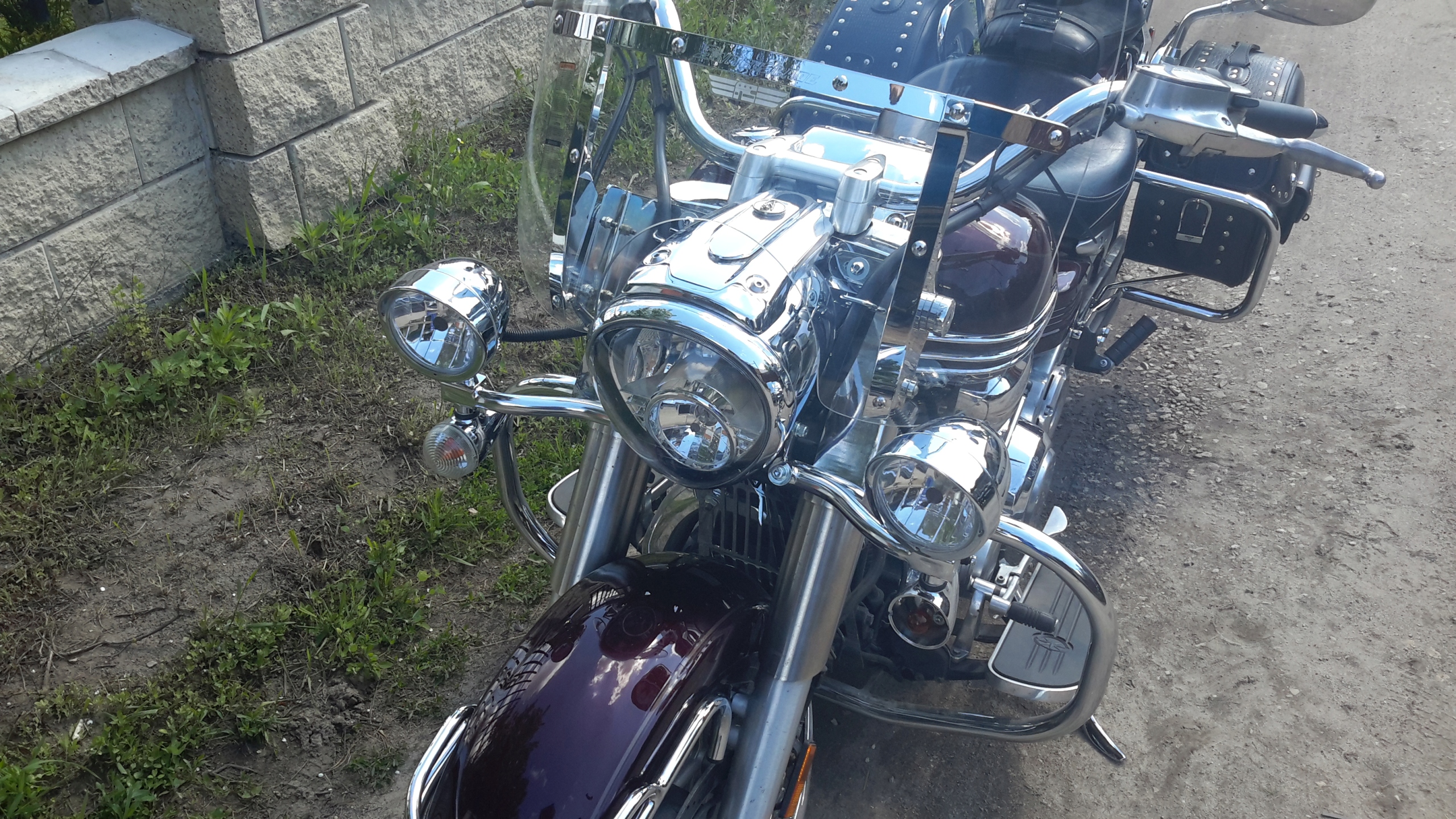 YAMAHA XV1900 MIDNIGHT STAR LIGHTBAR Part number 33 23