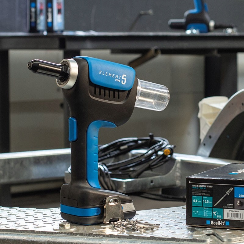 Аккумуляторный клепальный станок 2,4-5,0 E-5 Scell It 2xbat