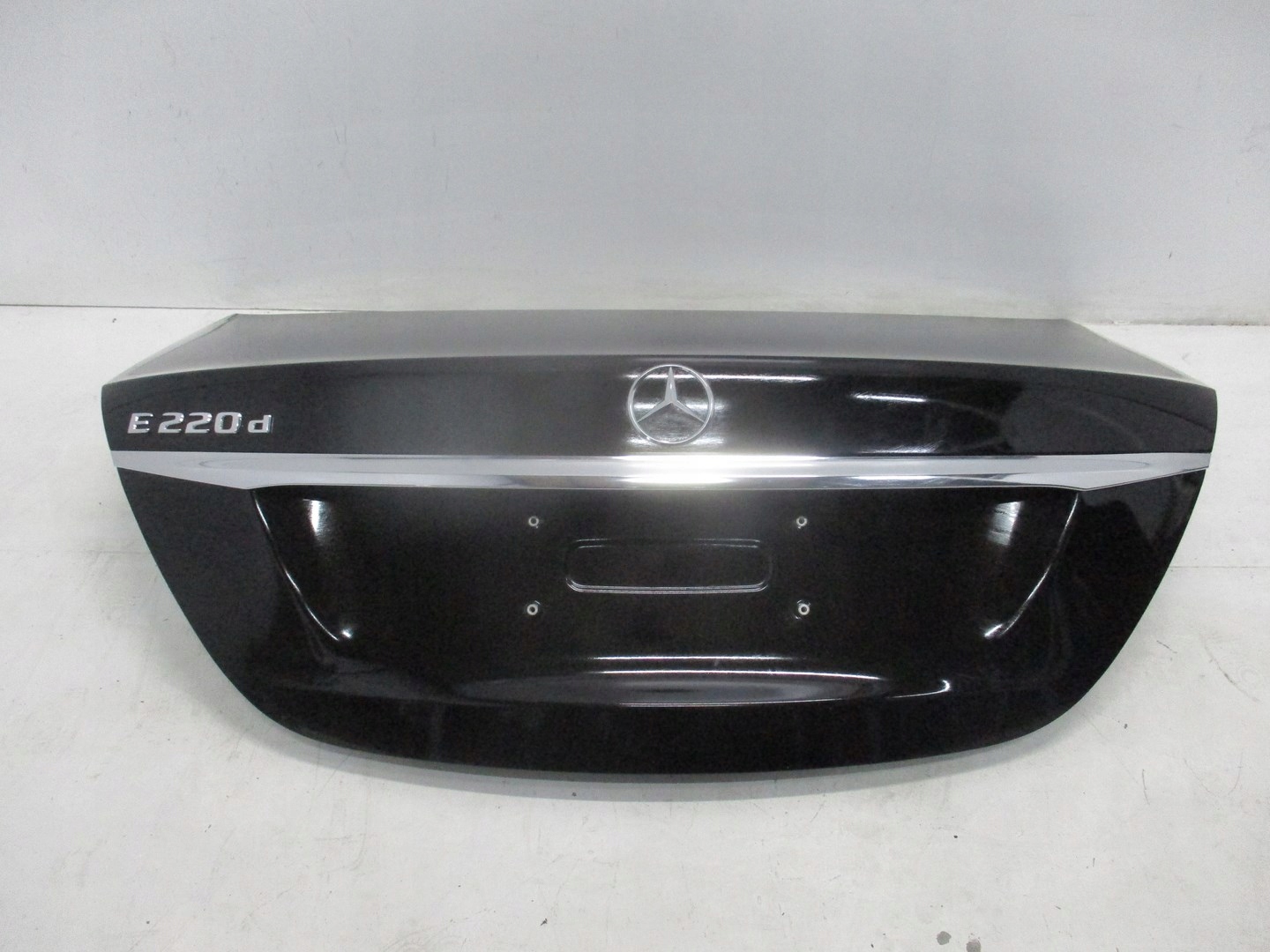 Klapa tylna MERCEDES E KLASA 213 KAMERA 16R